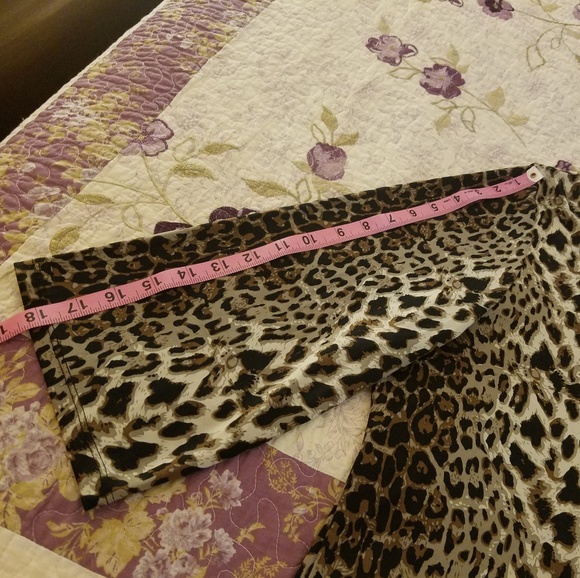 Caribe liquid knit animal print top. - Picture 8 of 8